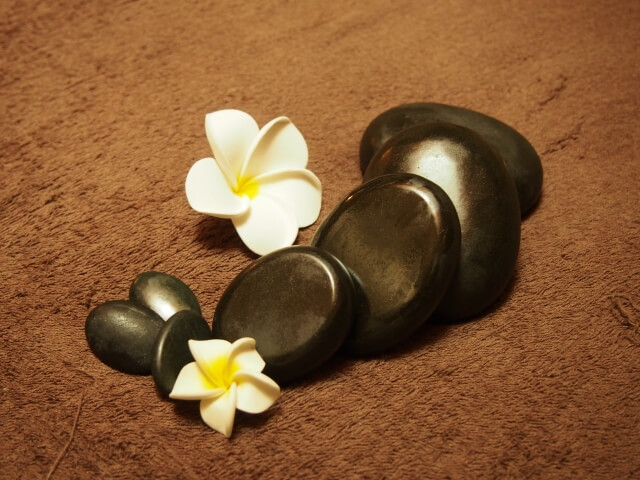 ホットストーンエステを受ける前に知っておきたいこと