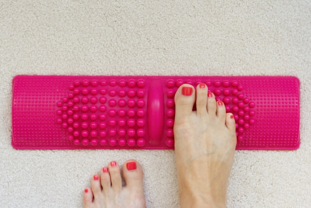 冷え性改善にツボ押しが効果的な理由